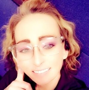 Meet your Posher, Kara